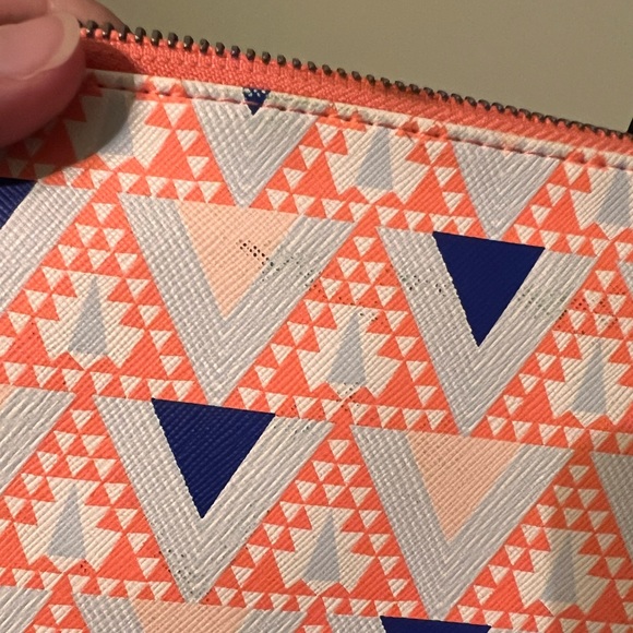 ⭐️ BOGO ⭐️ Stella & Dot Orange/Blue Mosaic Clutch - Picture 4 of 5